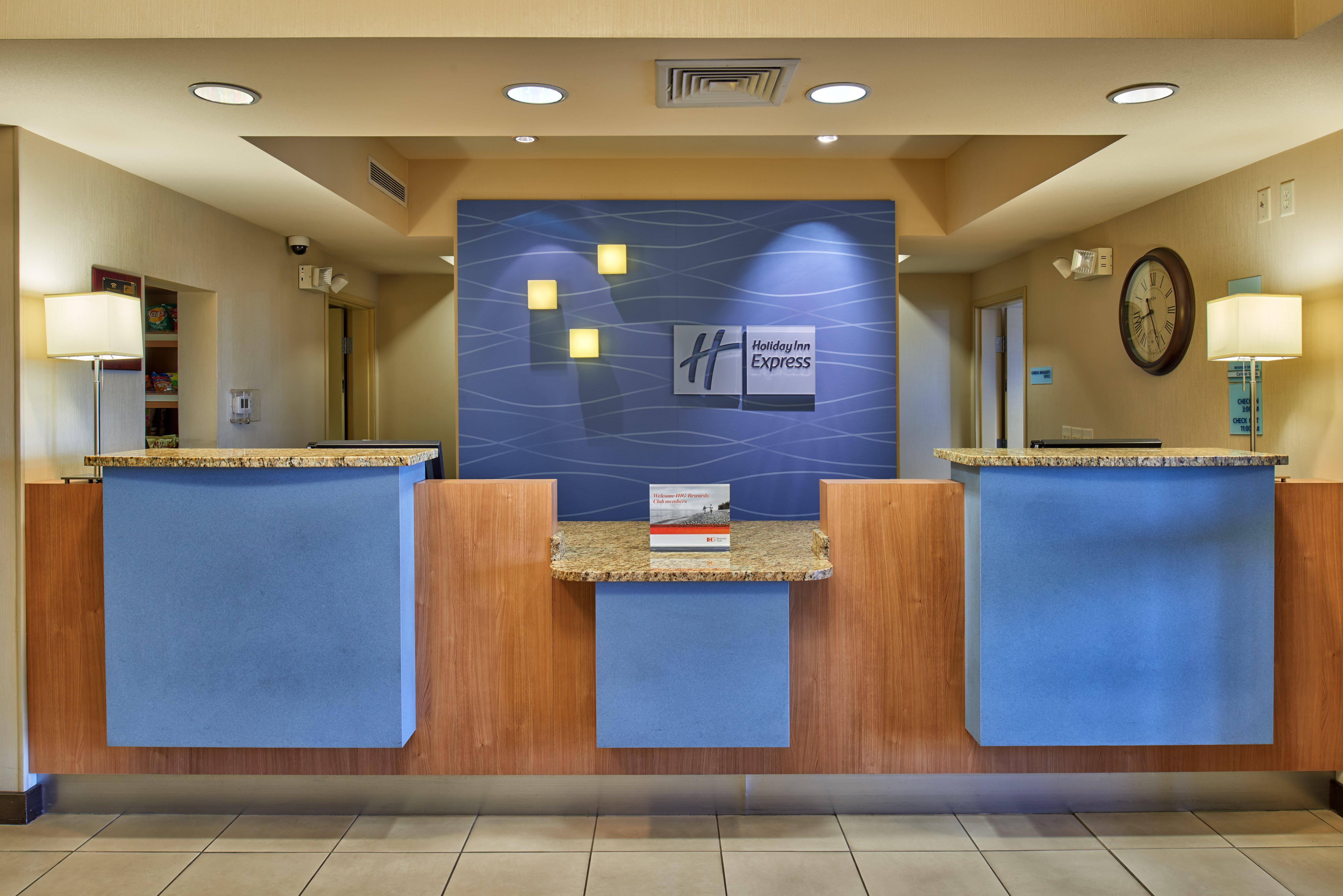 Holiday Inn Express & Suites El Paso Airport By Ihg Экстерьер фото